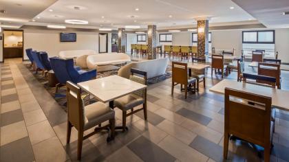 Best Western Inn & Suites - Midway Airport - image 16