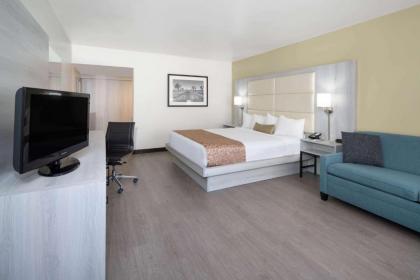 Ramada by Wyndham Burbank Airport - image 14