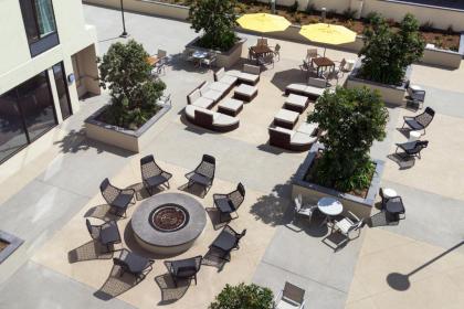 SpringHill Suites by Marriott Los Angeles Burbank/Downtown - image 6