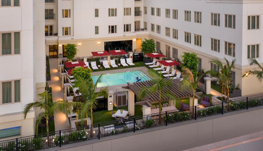 Residence Inn by Marriott Los Angeles Glendale - image 3