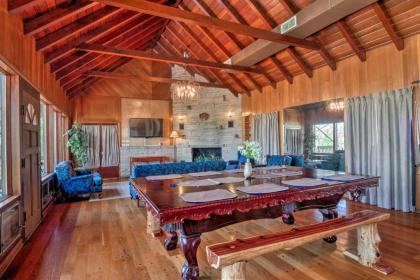 Ledge Lodge with Pool and Cumberland Valley Views! - image 14