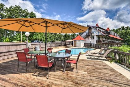 Burkesville Apartment with Views and Pool Access! - image 9