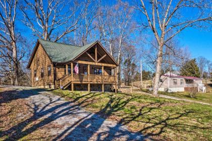 Cozy Cabin Retreat with Deck By Golf and Bass Fishing! - image 2