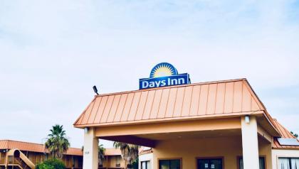 Days Inn by Wyndham Burleson Ft. Worth - image 15