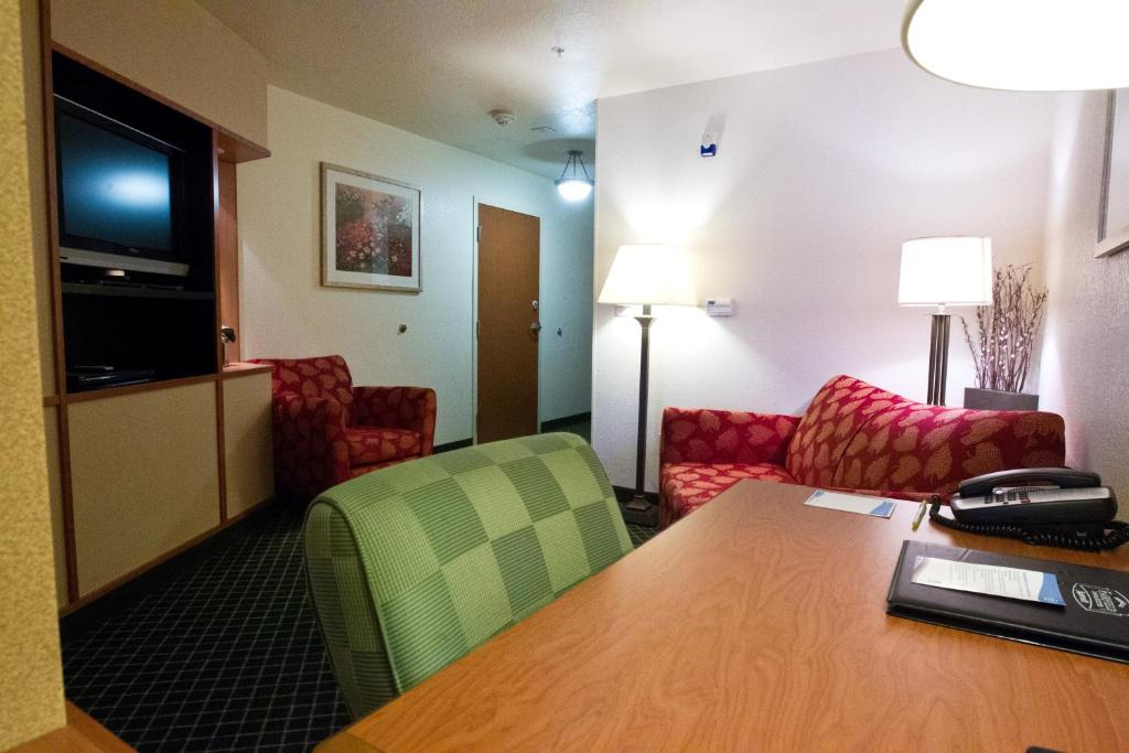 Fairfield Inn & Suites Burley - image 4