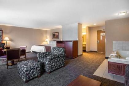 Quality Inn Burlington - image 2