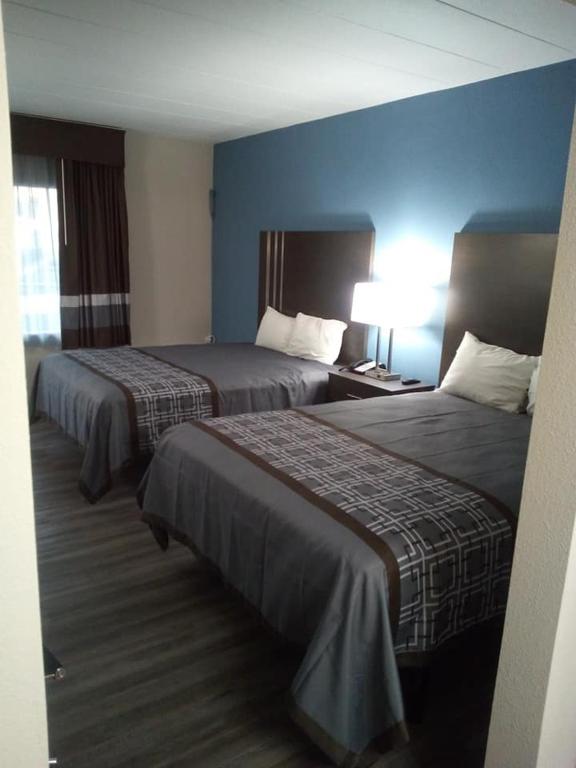 Motel 6 Burlington - image 3