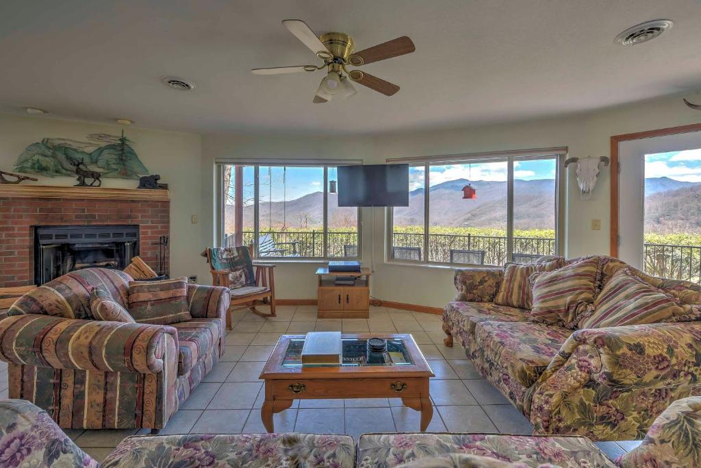 Pisgah National Forest Apartment with Deck and Views! - main image