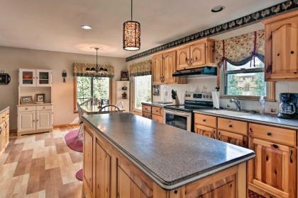 Cozy Burnsville Family Home in National Forest - image 10