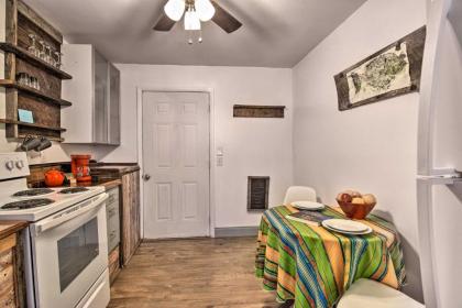 Modern Dog-Friendly Getaway on Cane River! - image 11