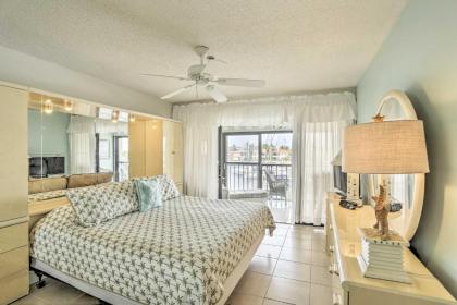 Waterfront Punta Gorda Condo with Pool and Marina - image 10