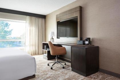 Chicago Marriott Southwest at Burr Ridge - image 8