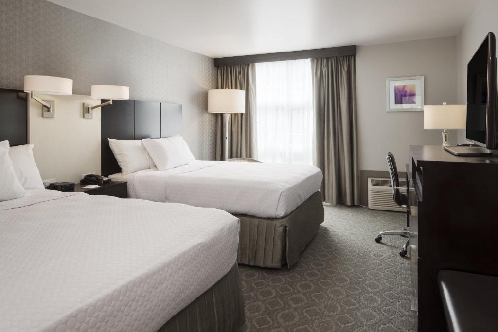 Crowne Plaza Chicago SW - Burr Ridge an IHG Hotel - image 2