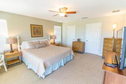 Avery's Ocean Breeze A 3 Bedrooms Ocean View Pet Friendly Sleeps 6 - image 12