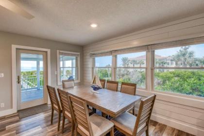 Barefoot Hideaway Family Beachfront Retreat - image 9