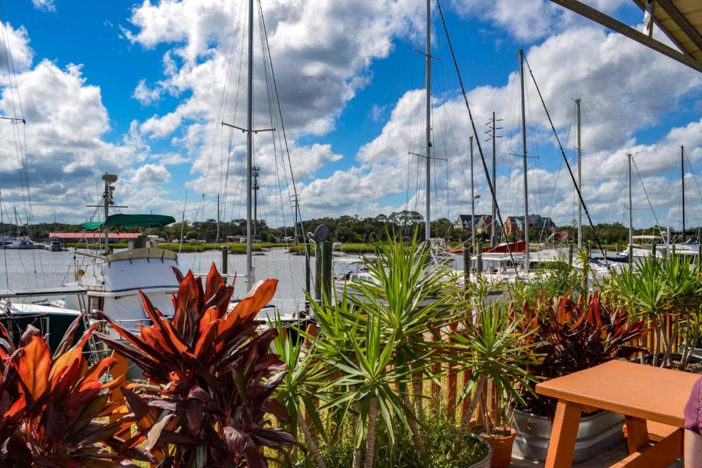 St Augustine Beach Condo with Patio and Pool Access! - image 5