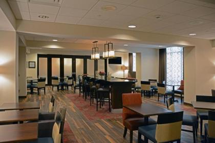 Hampton Inn Butler - image 14