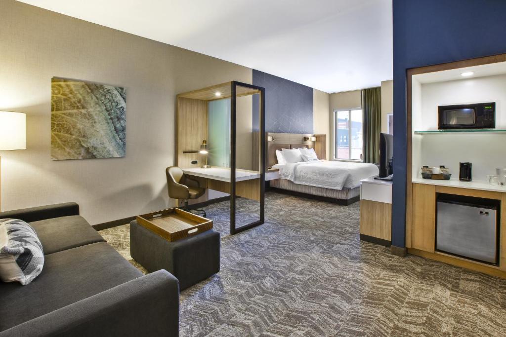 SpringHill Suites by Marriott Pittsburgh Butler/Centre City - image 4