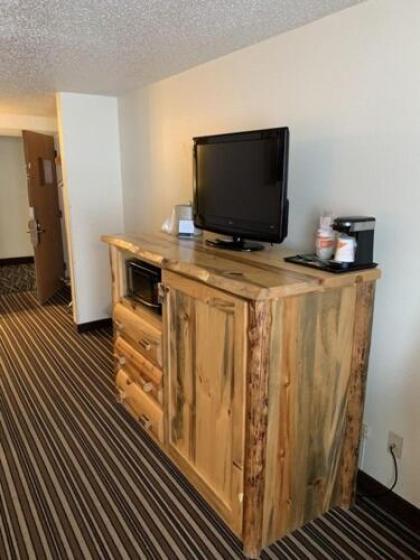 Quality Inn & Suites Butte - image 12