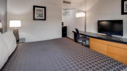 SureStay Hotel by Best Western Buttonwillow - image 11