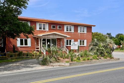 Cape Pines Motel Hatteras Island - image 2