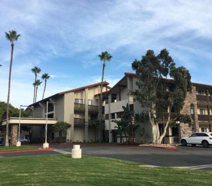 Best Western Carlsbad by the Sea - image 2