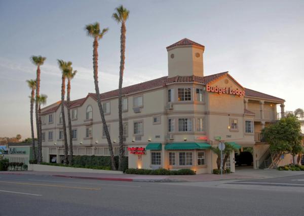 Americas Best Value Inn San Clemente Beach - main image