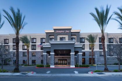 Hampton Inn Los Angeles Orange County Cypress - image 3