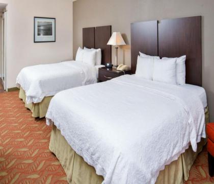 Hampton Inn & Suites San Francisco-Burlingame-Airport South - image 2