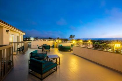 Hampton Inn & Suites Hermosa Beach - image 3