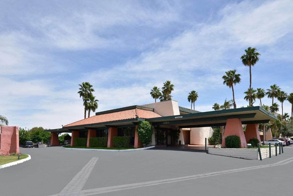 Travelodge by Wyndham Palm Springs - main image