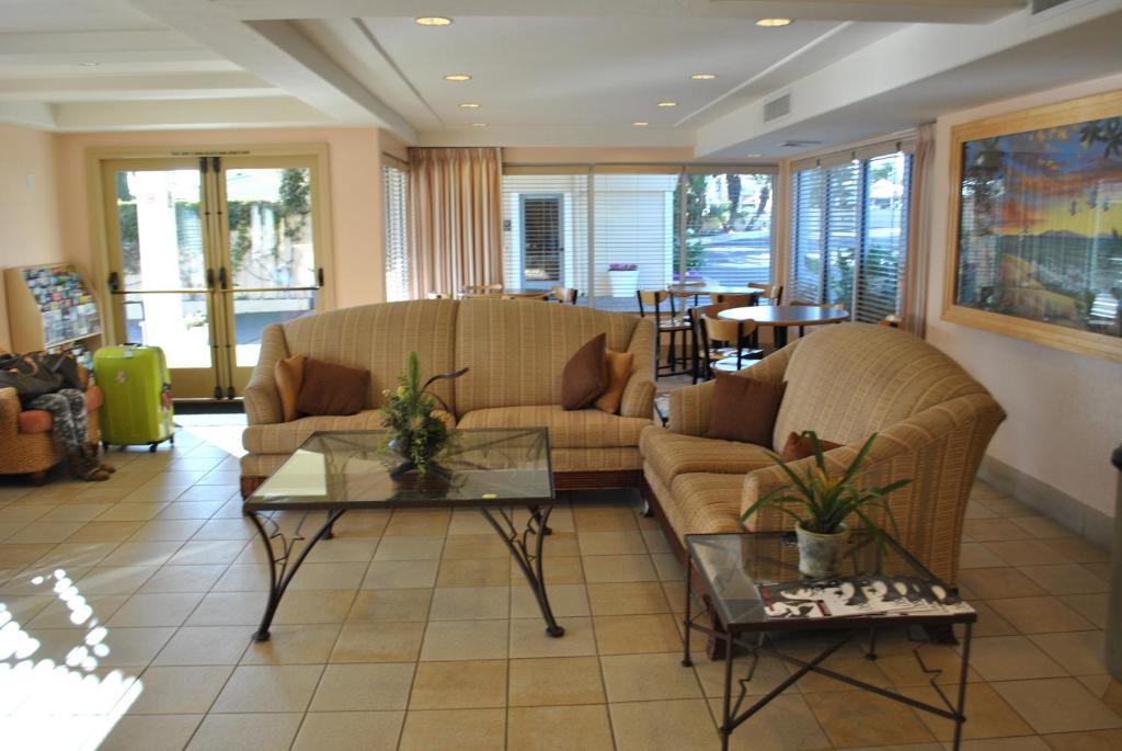 Sandpiper Lodge - Santa Barbara - image 2