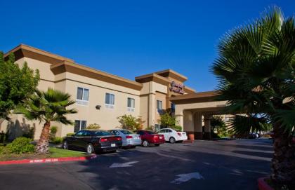 Hampton Inn & Suites Sacramento-Auburn Boulevard - image 2