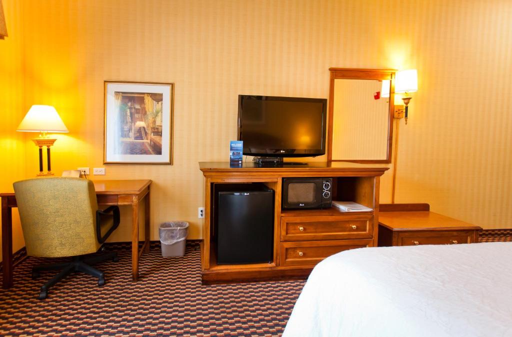 Hampton Inn & Suites Sacramento-Auburn Boulevard - image 4