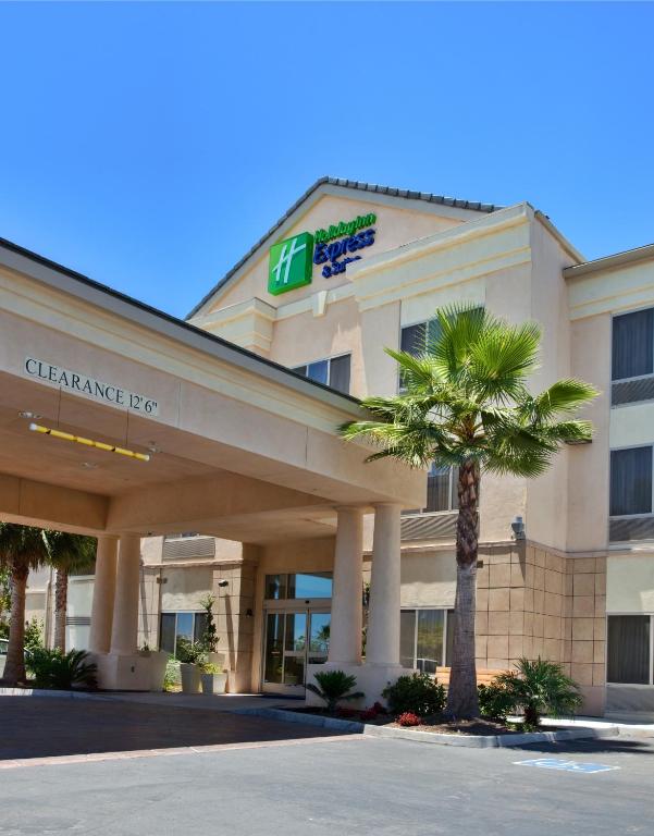 Holiday Inn Express San Diego - Otay Mesa an IHG Hotel - main image