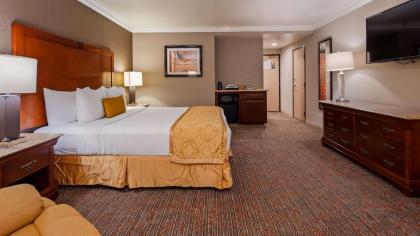 Best Western Plus Newport Mesa Inn - image 3