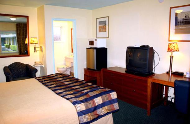 Americas Best Value Inn - Livermore - image 2