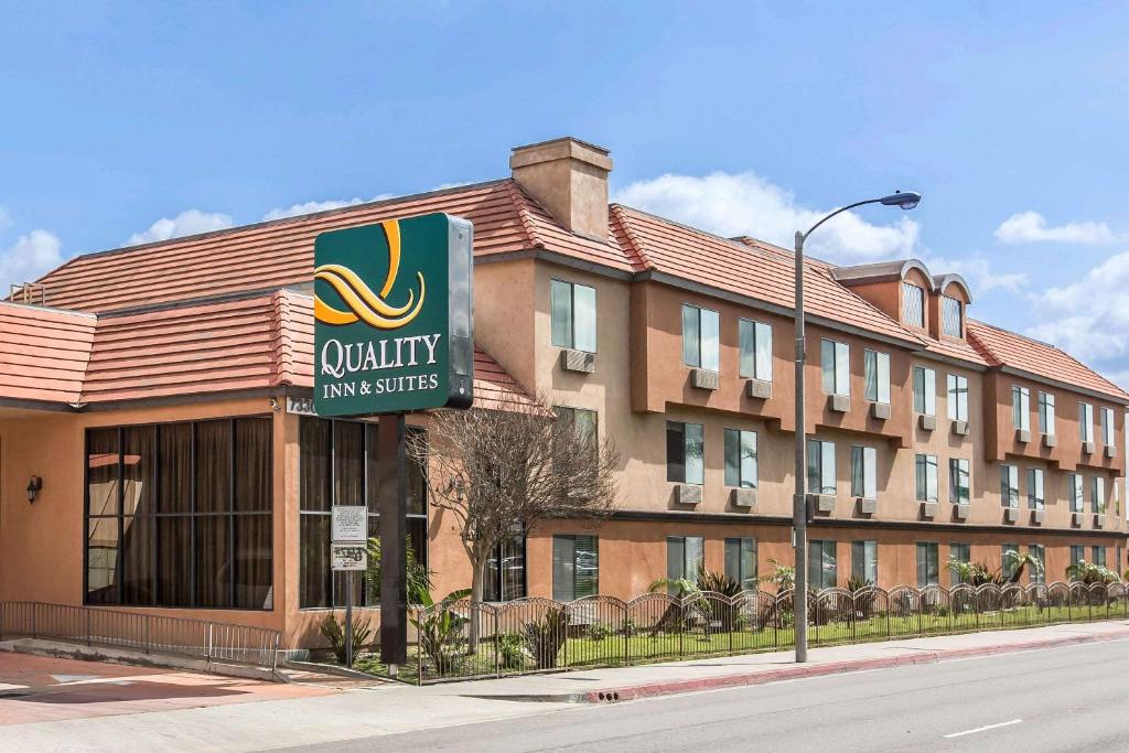 Quality Inn & Suites Bell Gardens-Los Angeles - main image