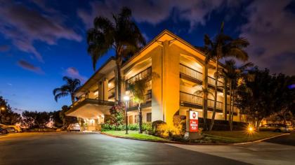 Best Western Plus Orange County Airport North - image 4