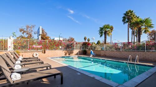 Best Western Poway/San Diego Hotel - image 4