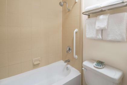 Best Western San Diego/Miramar Hotel - image 2