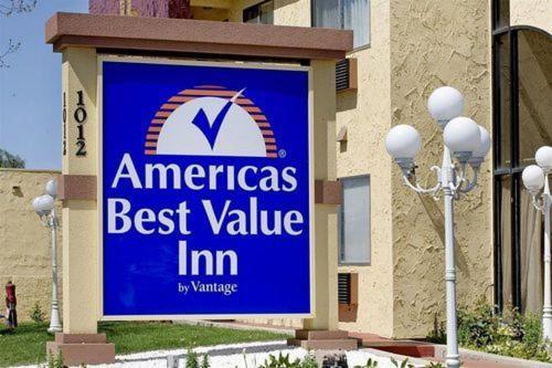 Americas Best Value Inn - Mountain View - image 2