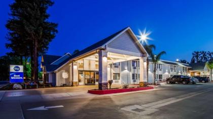 Best Western town  Country Lodge tulare California