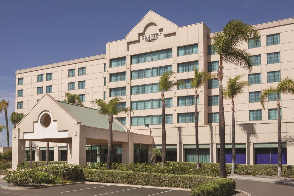 Country Inn & Suites by Radisson San Diego North CA - main image