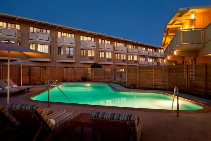 The Lodge at Tiburon - image 3