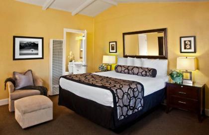 Monterey Peninsula Inn - image 4