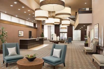 Radisson Hotel Fresno Conference Center - image 3