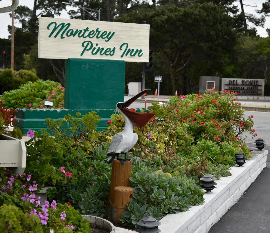 Monterey Pines Inn - main image