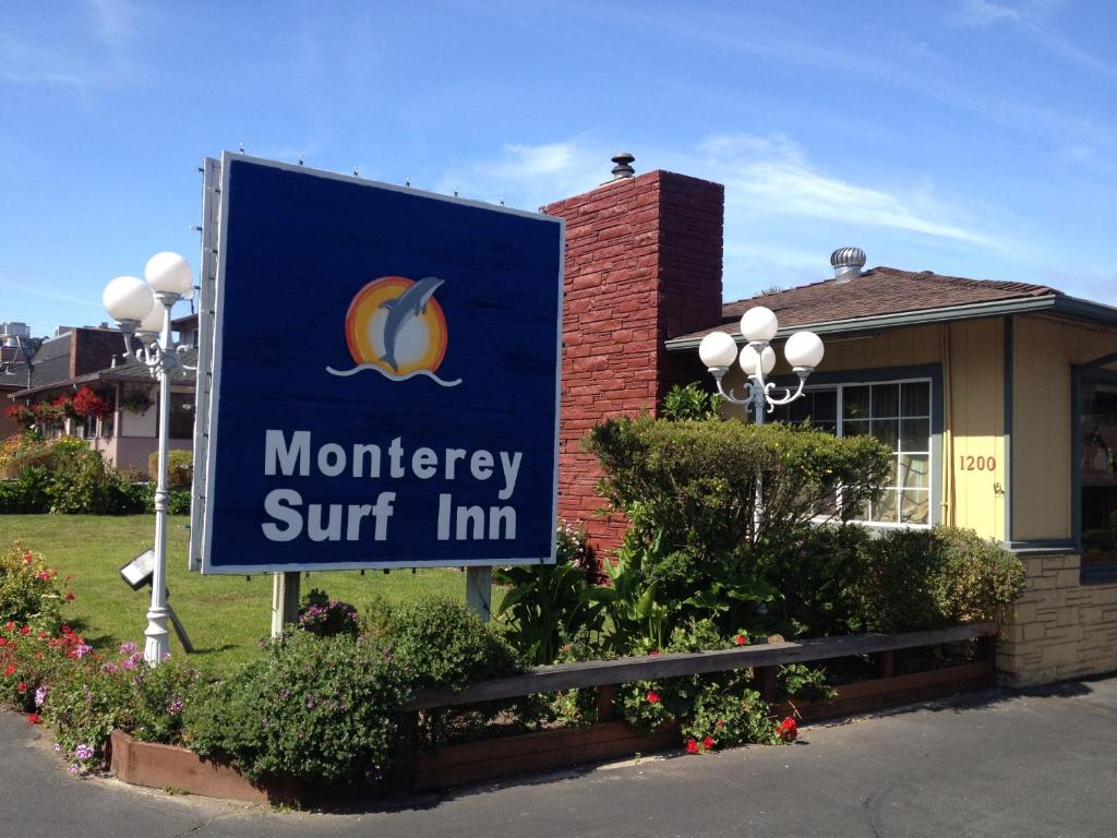 Monterey Surf Inn - image 3