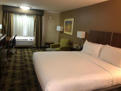 Holiday Inn Express Corning an IHG Hotel - image 4